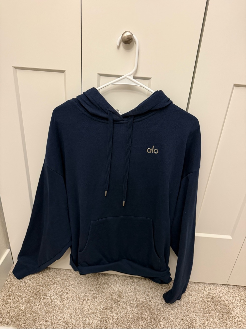 ALO Yoga Navy Pullover Hoodie